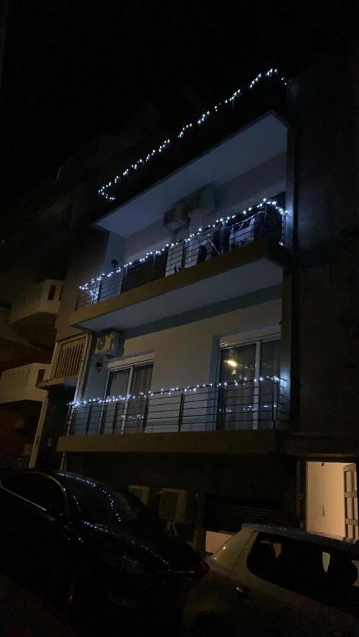 Explore Greece From Lovely City Centre Apartment Chalkida Exterior photo